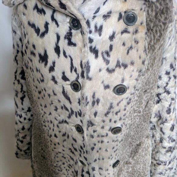 Vintage 70s Fit and Flare Mid Length Faux Fur Leopard Print Coat, Size 6 - Picture 5 of 13